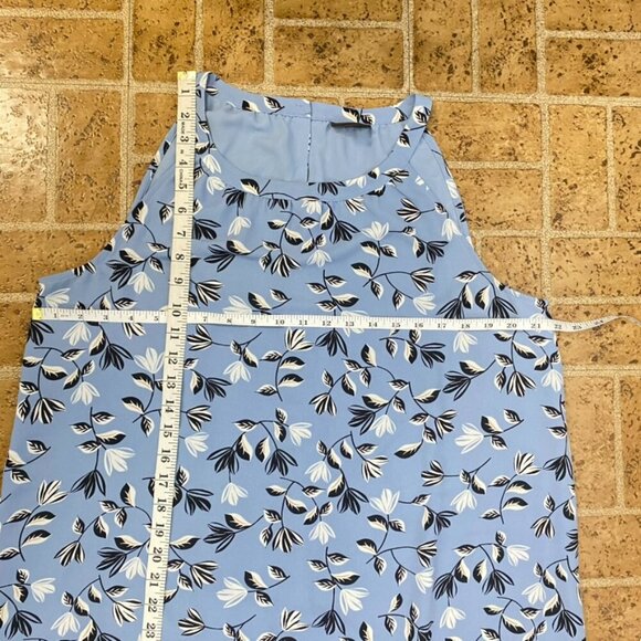 J. Jill Wearever Collection Blue Floral Dress - Picture 13 of 14